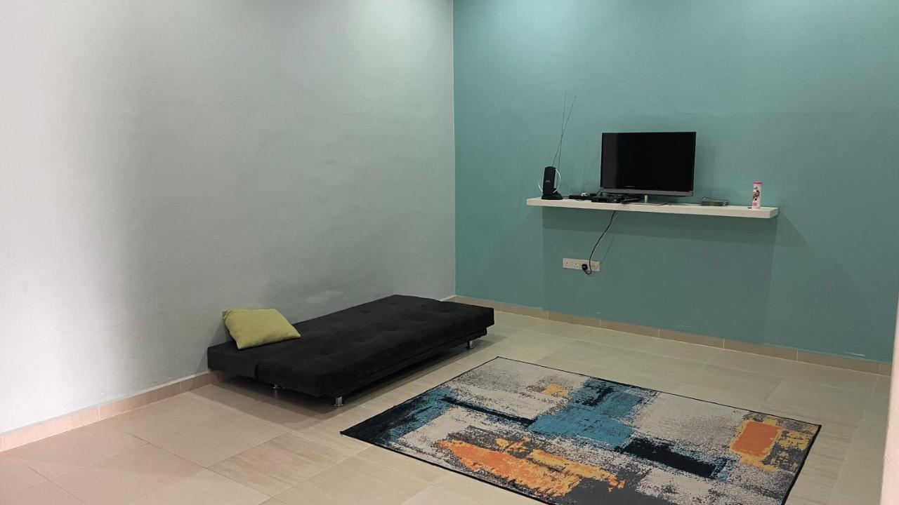 Nikmat Homestay RIYADH Kampong Tuan Mandak Luaran gambar